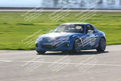 media/Feb-25-2024-CalClub SCCA (Sun) [[3c767ec4f8]]/Group 7/Race (Start Finish)/